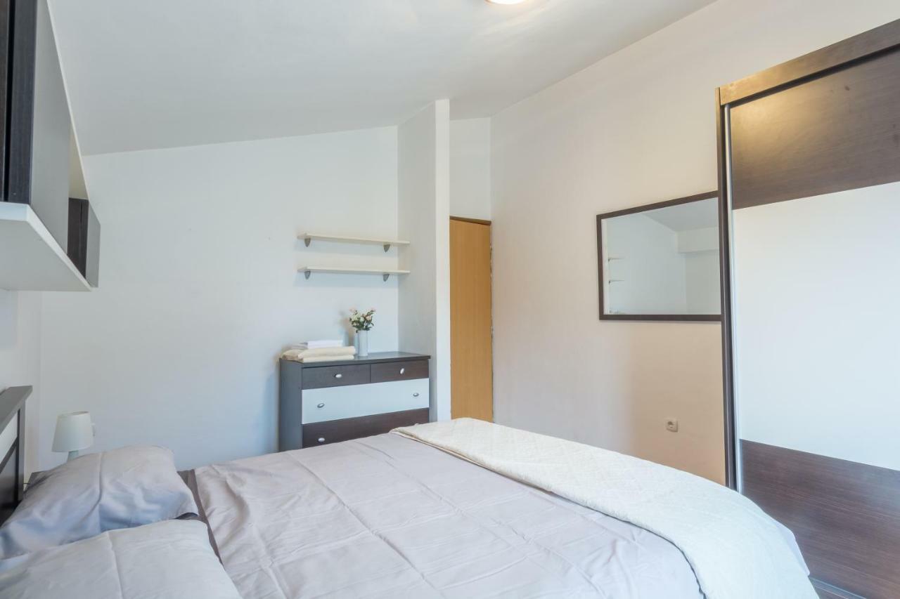 Appartement Apartman Rita à Zadar Extérieur photo